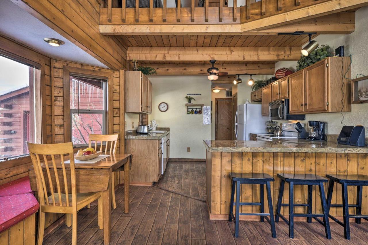 Rustic Village Lake Cabin Escape With Deck And Grill! باغوسا سبرينغز المظهر الخارجي الصورة